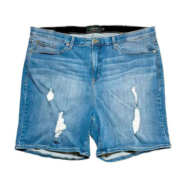 Torrid Sky High Skinny Bermuda Jean Shorts - Picture 1 of 9